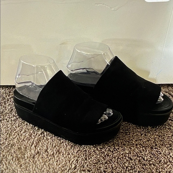 Steve Madden Platforms Slide Sandals Size 37 or 7 - Picture 1 of 5